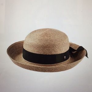 Helen Kaminski Rafia Newport Hat